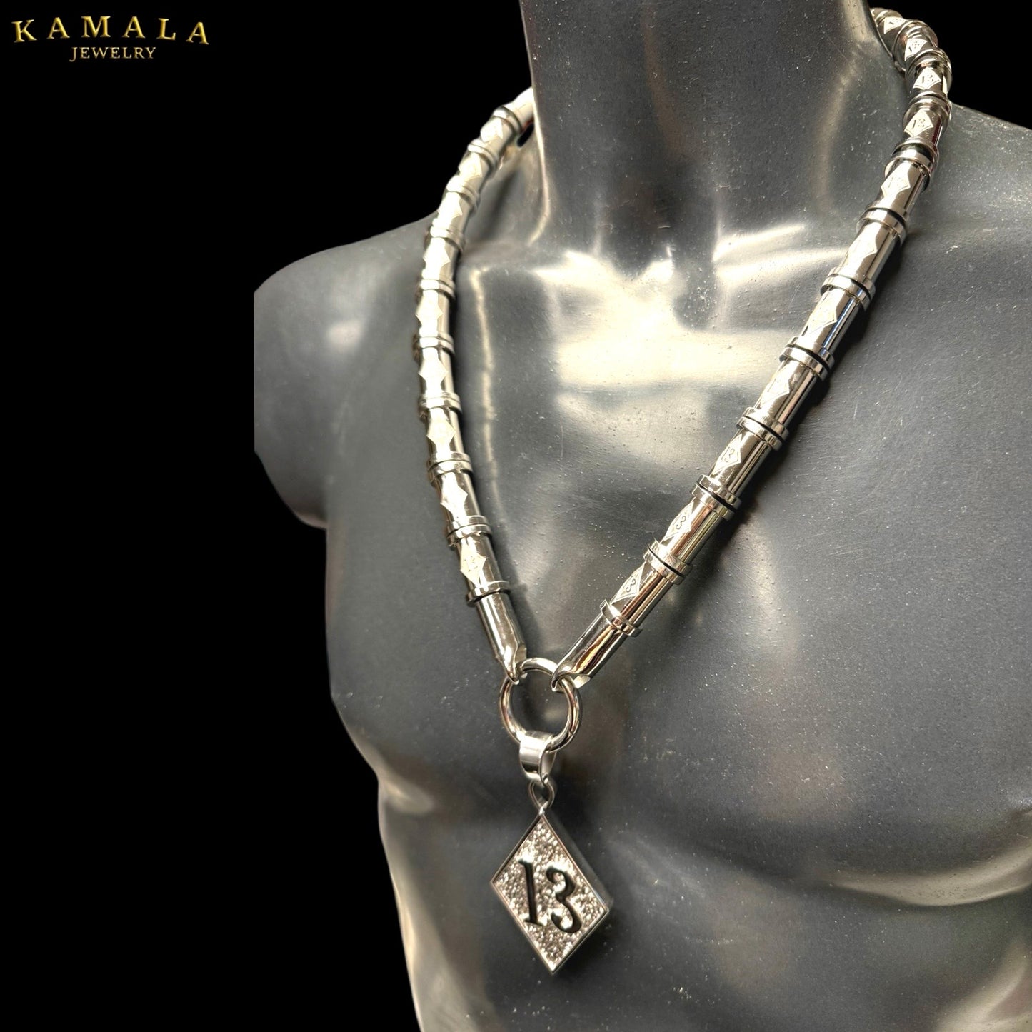 Exklusive Luxus-Halskette mit 13 Logo - Silber