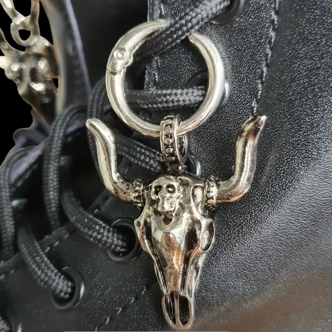 Anhänger mit Bull Kopf - Edelstahl