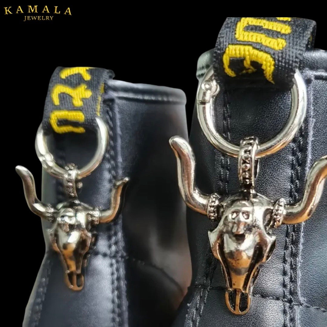 Anhänger mit Bull Kopf - Edelstahl