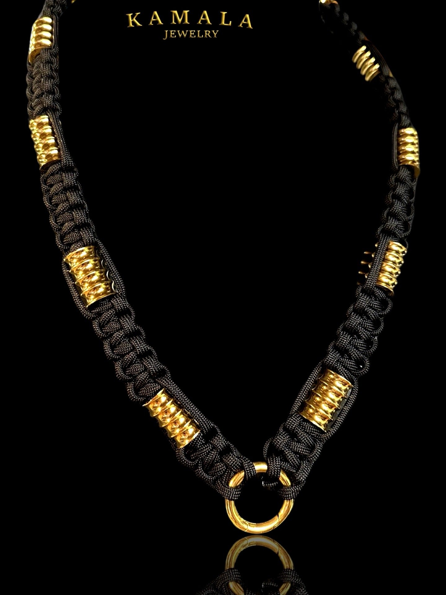 Madmax Halskette - Schwarz mit Grossen Perlen - Gold