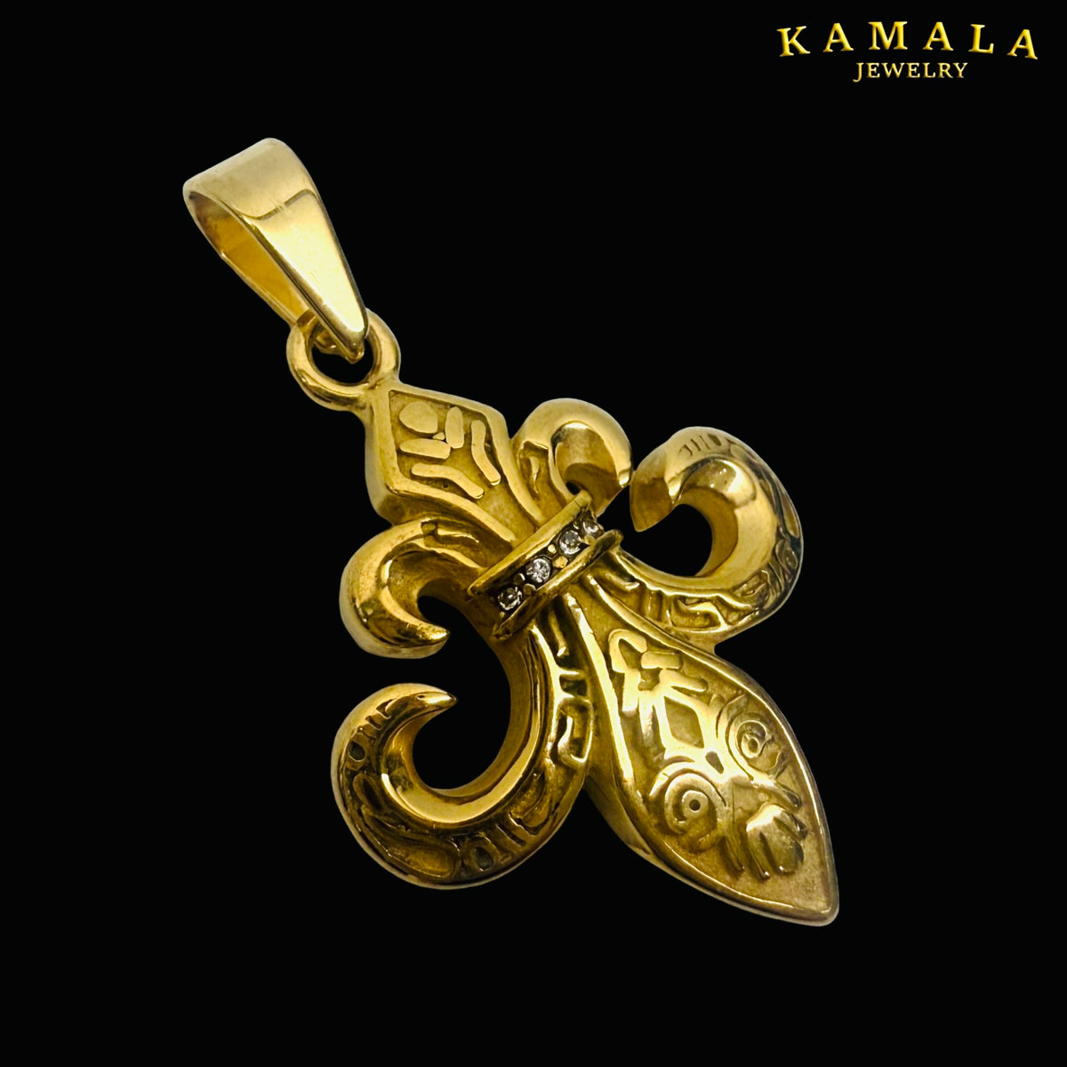 Fleur de Lis Anhänger Gold – Ornament Design & Stones | 4,5 cm
