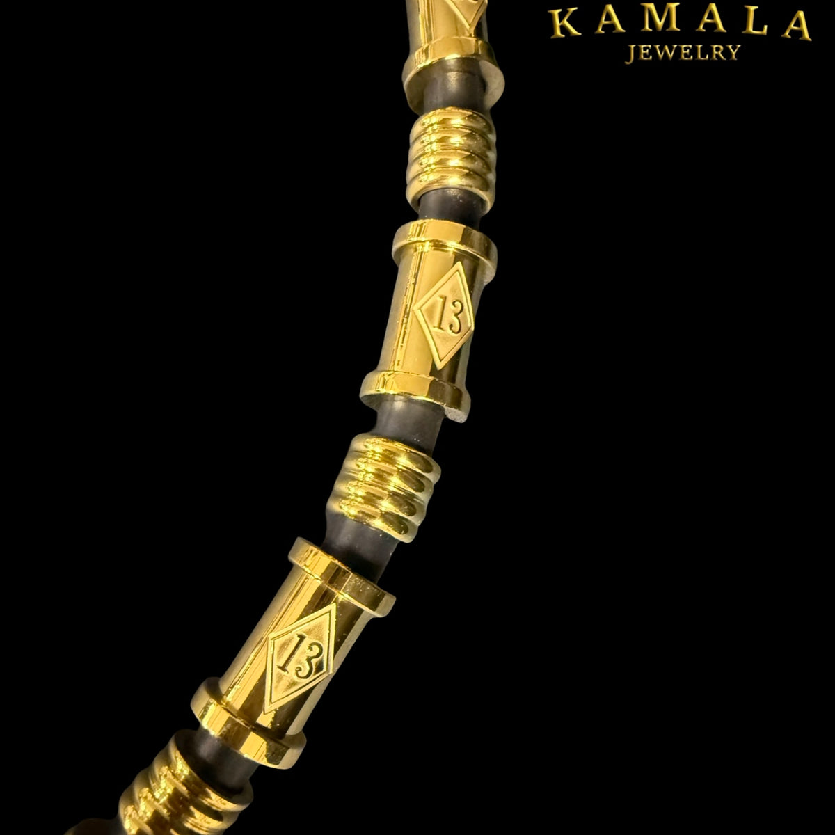 13 – LUXURY SIGNATURE CHAIN - Gold