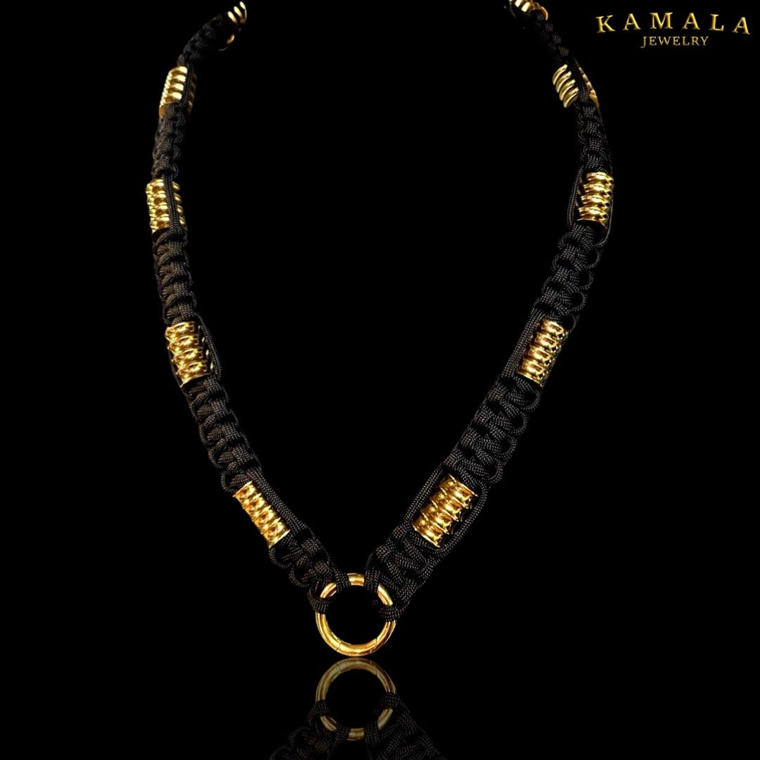 Madmax Halskette - Schwarz mit Grossen Perlen - Gold
