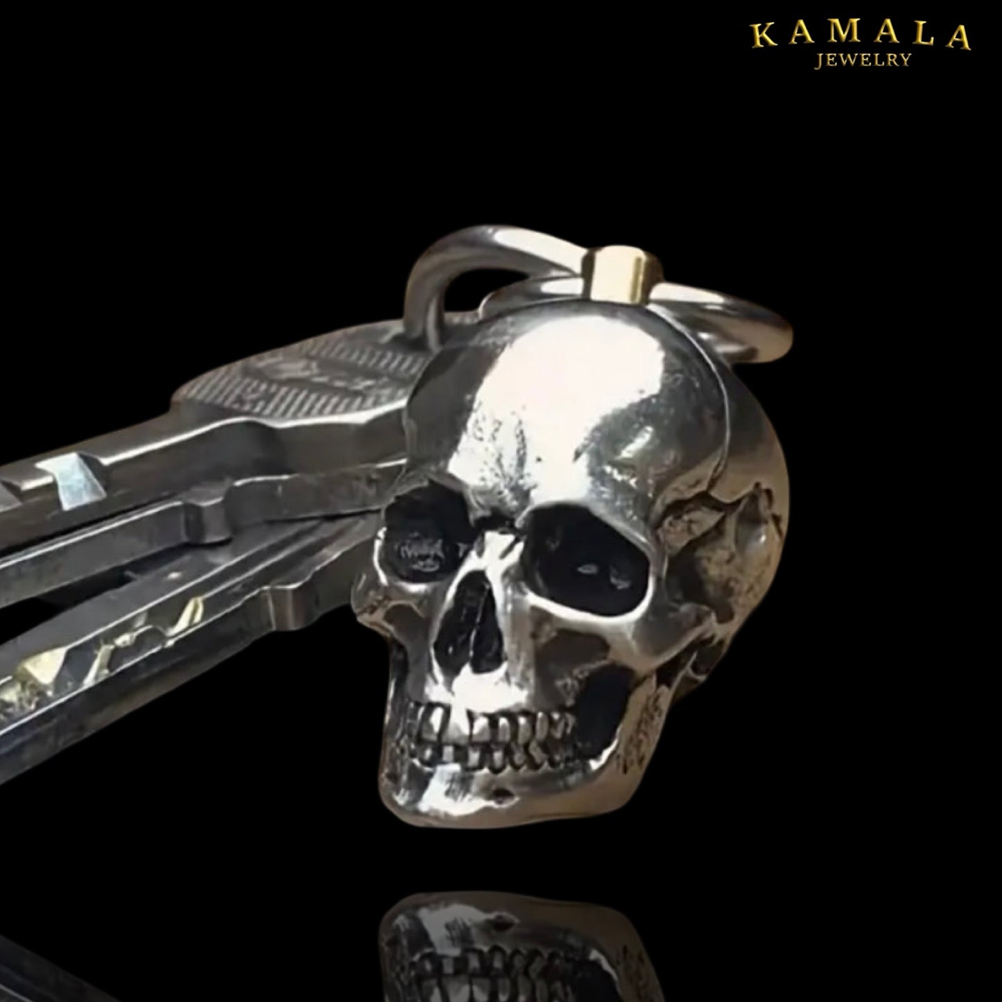 Skull Keychain – Massiver Edelstahl Schlüsselanhänger (ca. 4 cm)