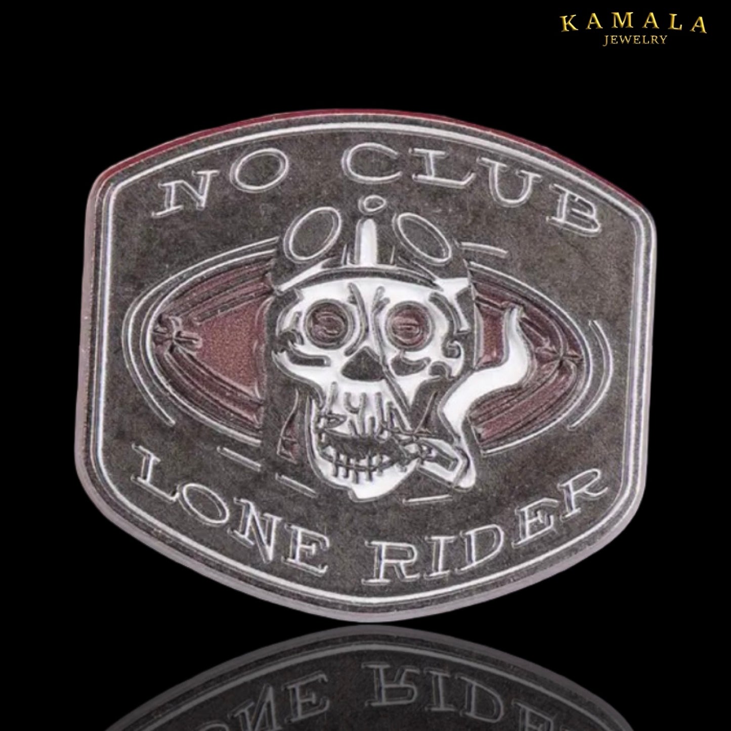 „No Club – Lone Rider“ Skull Pin – Edelstahl