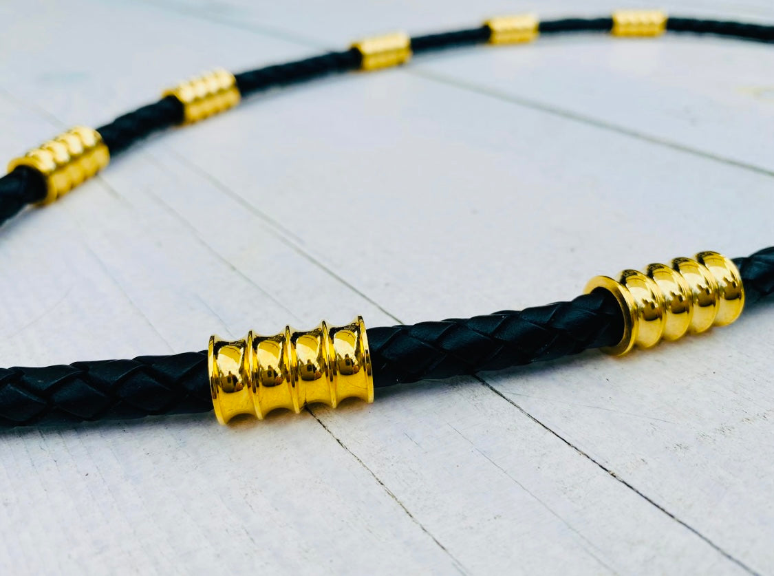 Schwarze Leder Halskette mit Gold & Schlangen - Capone Snake